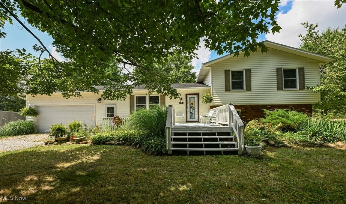 Property Photo: 2757 Porter Road OH 44201