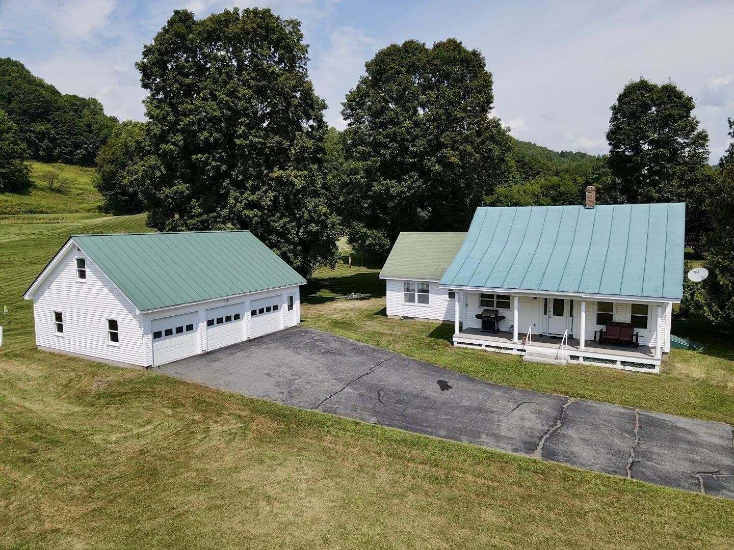 Property Photo: 17 Upper Village Road VT 05038