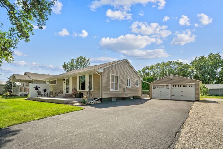 356 6th Avenue S  Brownton MN 55312 photo