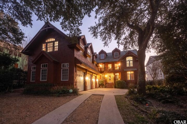 Property Photo: 207 Harbour Bay Drive NC 27949