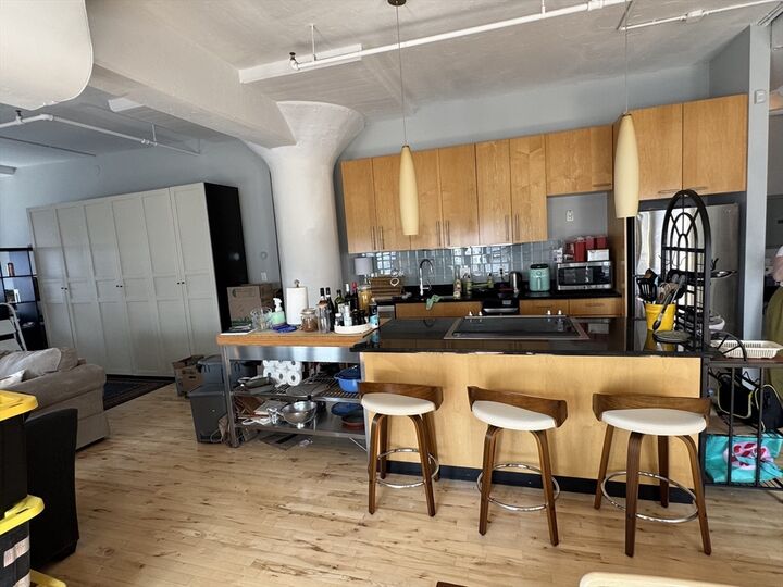 Property Photo:  210 Lincoln St 504  MA 02111 