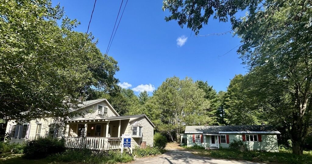 Property Photo:  10 Stearns Ave  MA 01469 