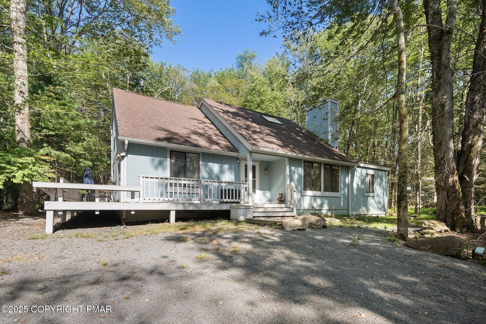 Property Photo: 1270 Longrifle Road PA 18350