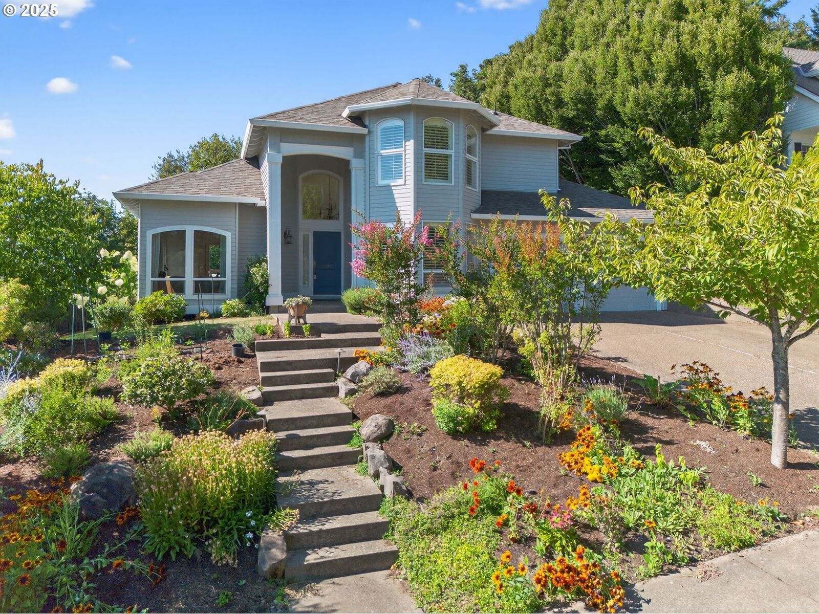Property Photo:  2541 NW Pinnacle Dr  OR 97229 