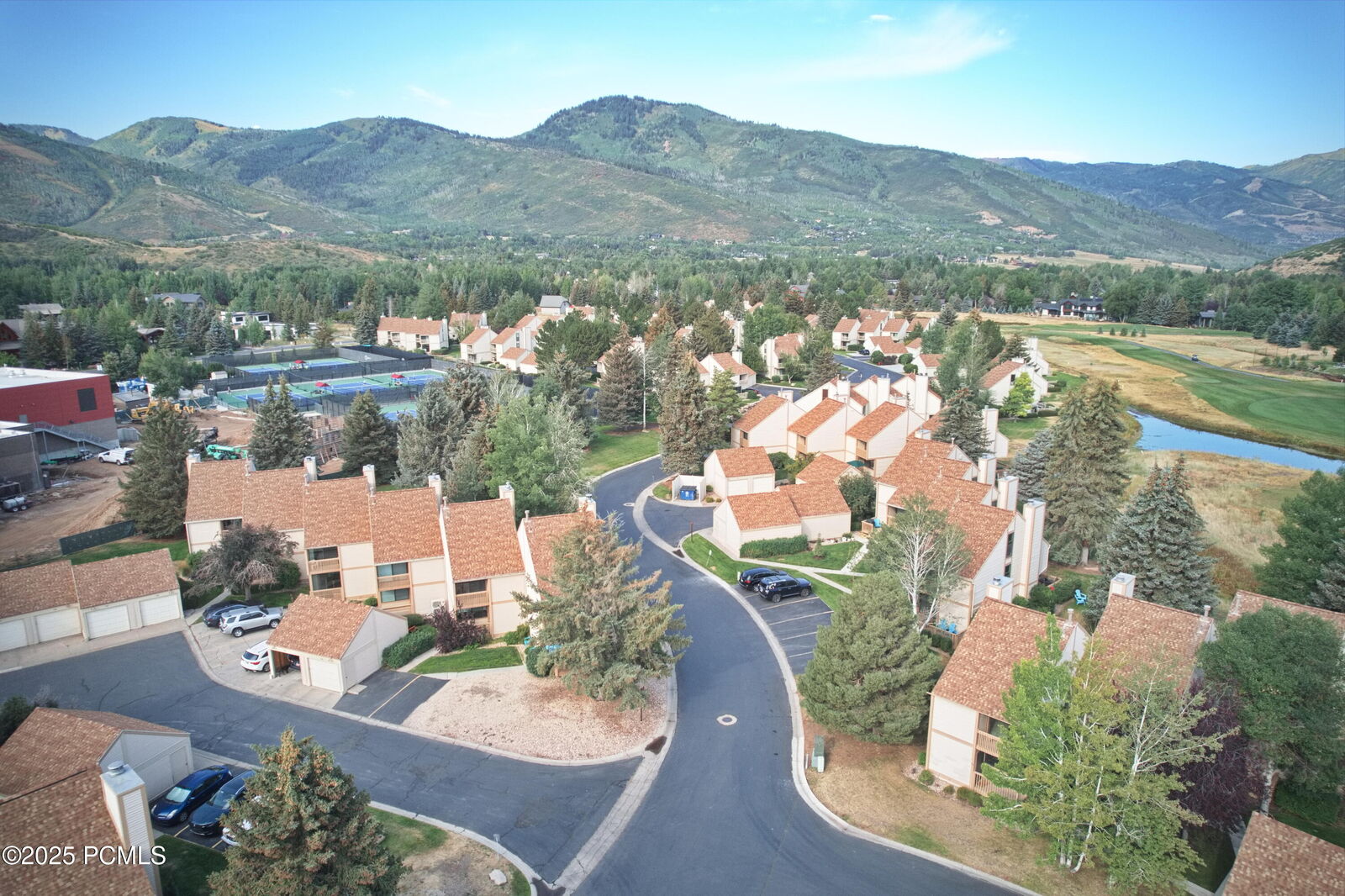 Property Photo: 115 Davis Court UT 84060