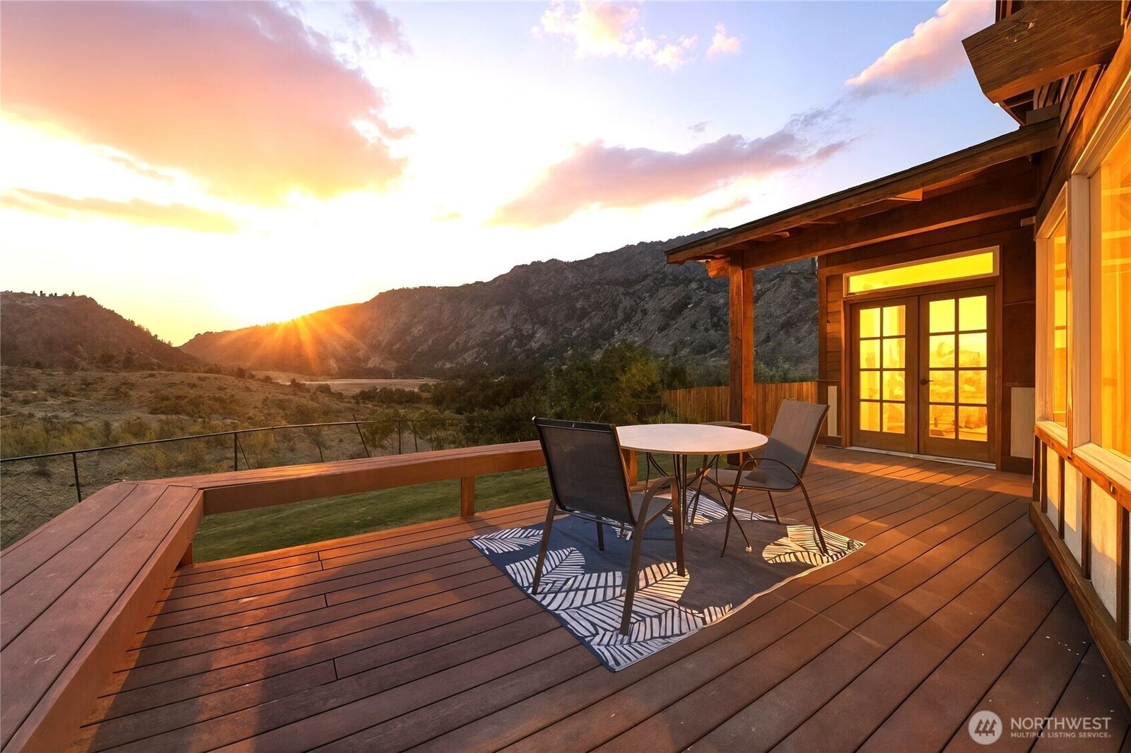 Property Photo: 52 Long Drive WA 98846