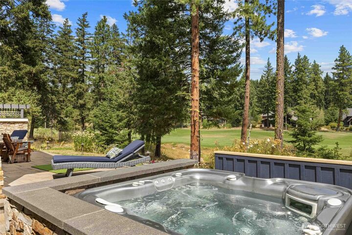 Property Photo: 681 Maple Leaf Loop WA 98922