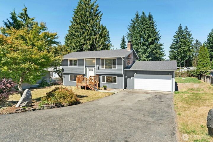 Property Photo: 10317 147th Street E WA 98374