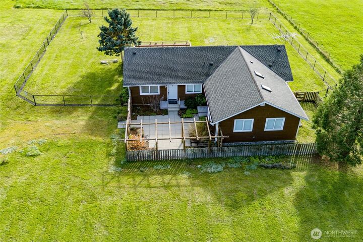 Property Photo:  549  Davis Bay Road  WA 98261 