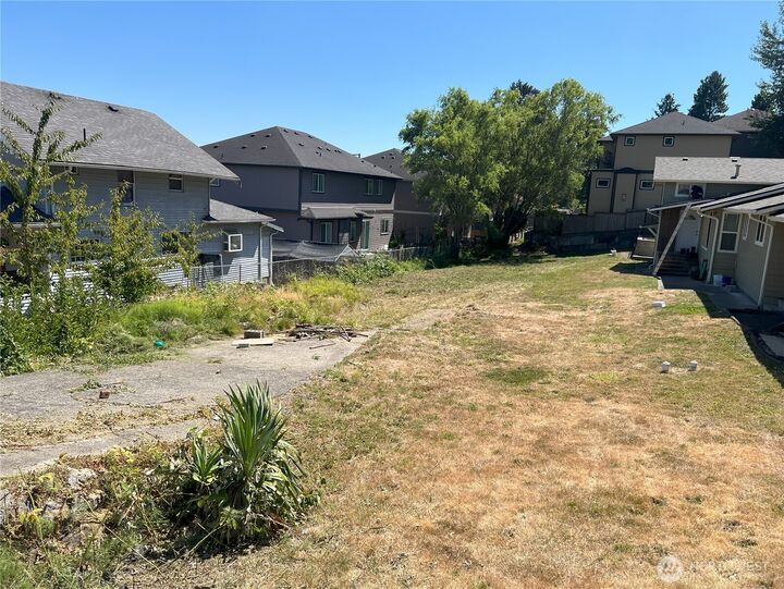 409 SW Langston Road  Renton WA 98057 photo