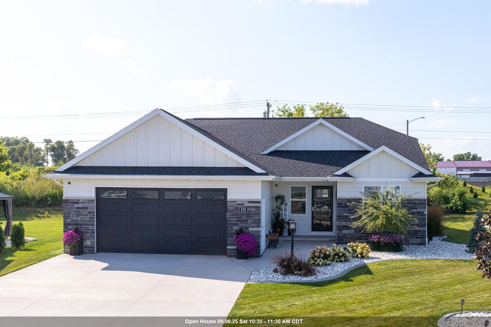 Property Photo: 572 Emerald Isle Court WI 54180