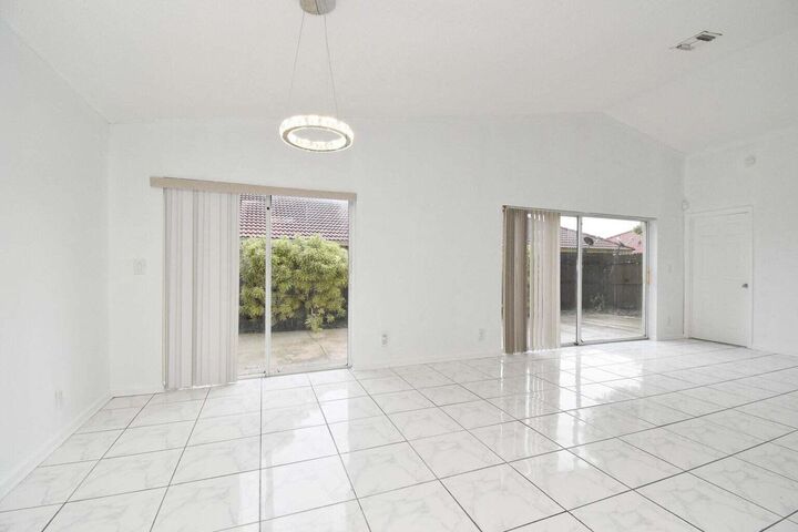 Property Photo:  1456 Waterway Cove Drive  FL 33414 