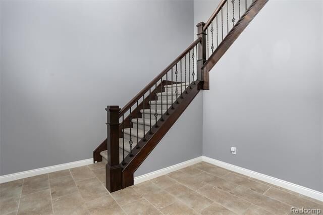 Property Photo:  2156 Austin Drive  MI 48316 