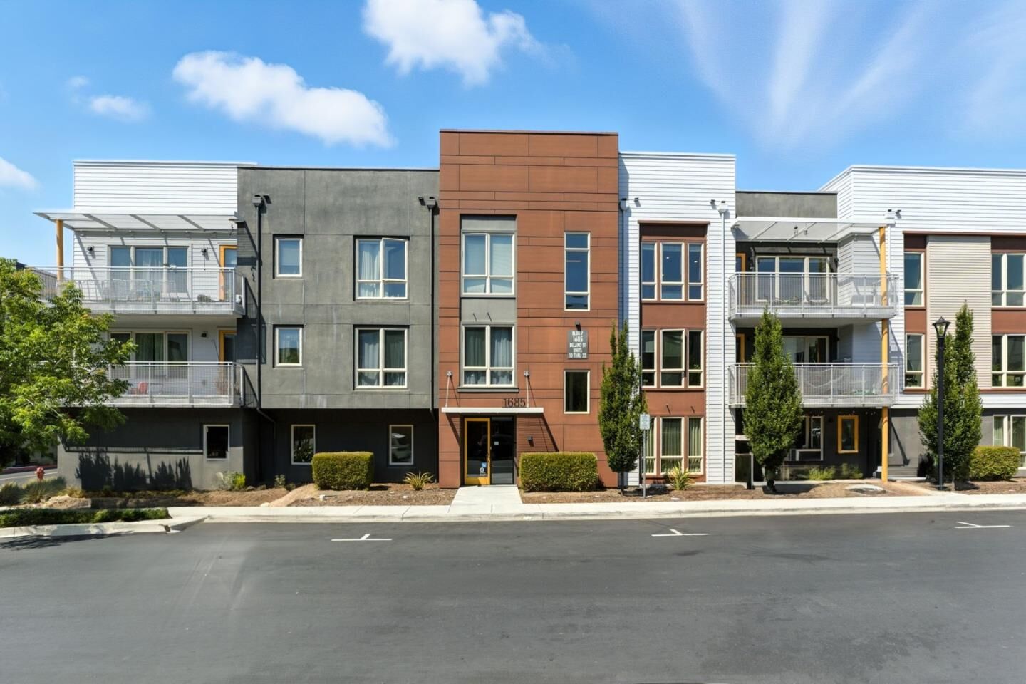 Property Photo: 1685 Delano Street 33 CA 95035