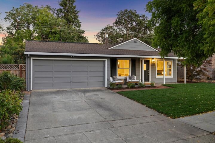 Property Photo:  2611 Carson Street  CA 94061 