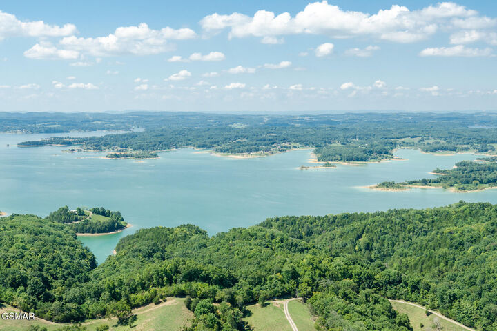 Property Photo: 3530 Needles Way TN 37876