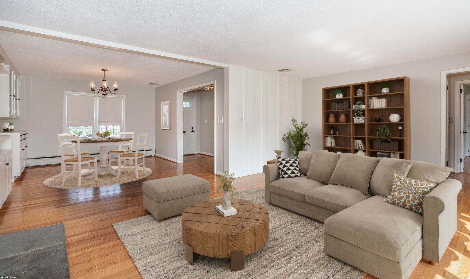 Property Photo:  4 Waterside Lane  CT 06107 