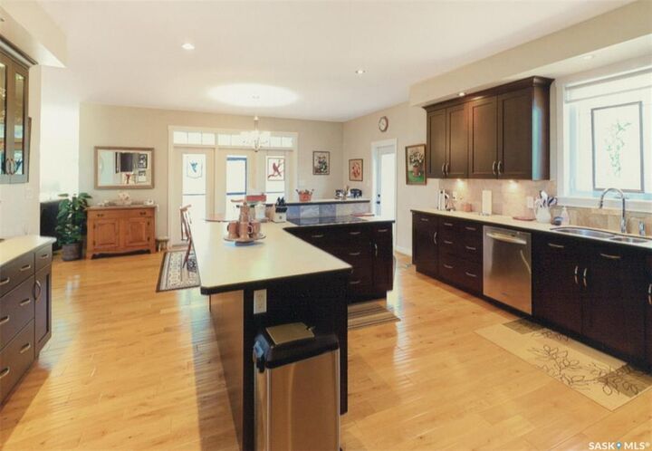 Photo de la propriété:  30 West Park Drive  SK S0M 0E0 