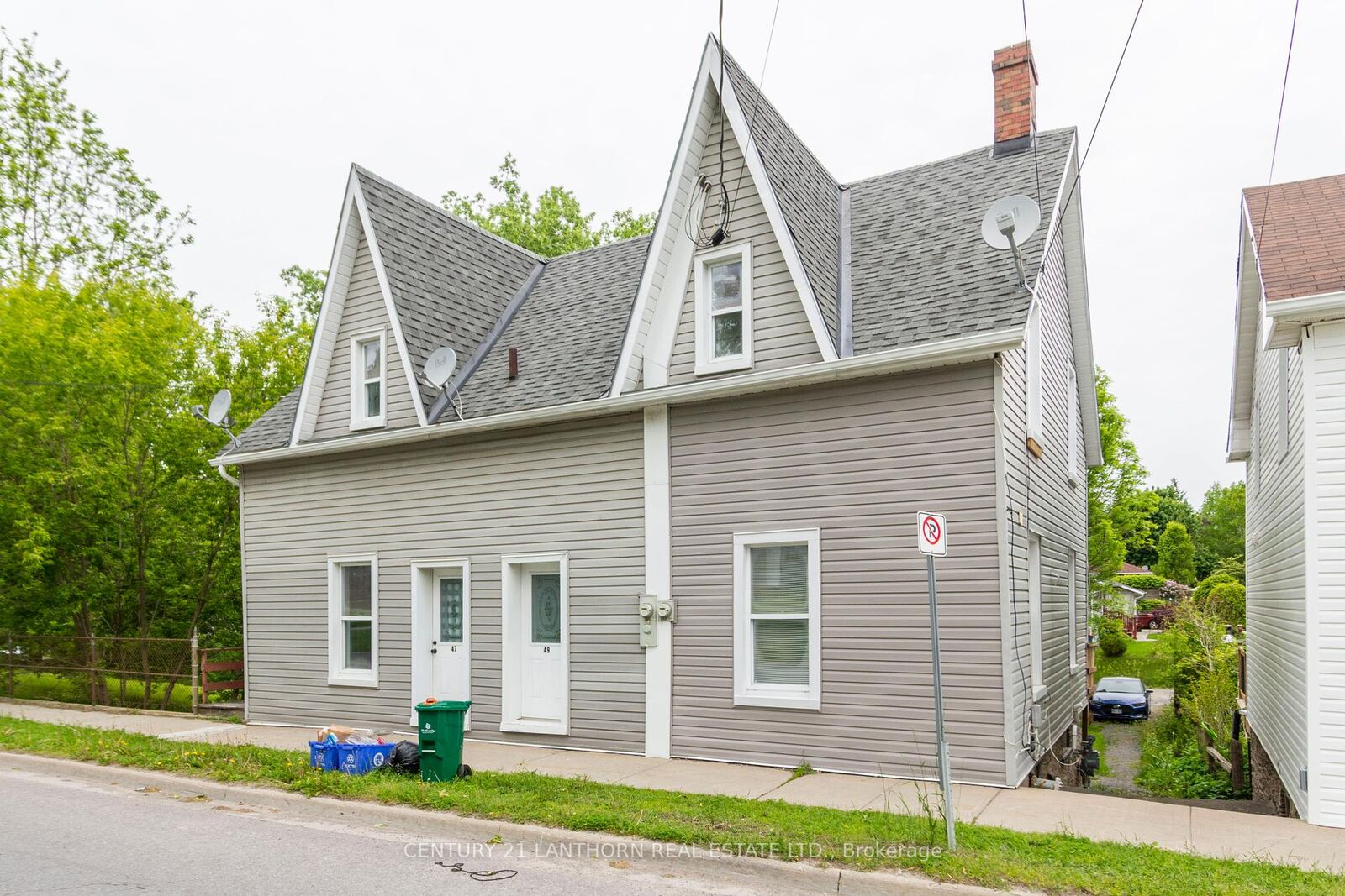Property Photo:  49 Union Street  ON K0K 2T0 