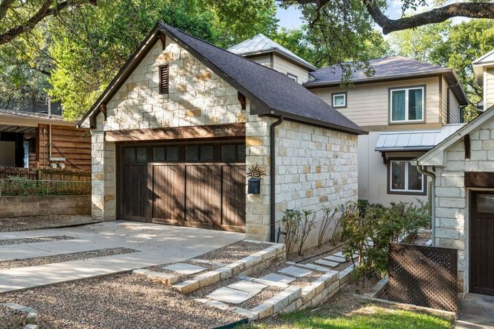 Property Photo: 2308 W 9th Street B TX 78703