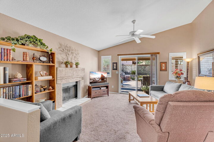 Property Photo:  4128 E Woodland Drive  AZ 85048 