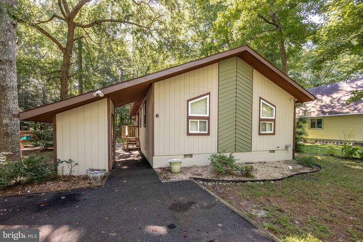 Property Photo:  6 Brandywine Drive  MD 21811 