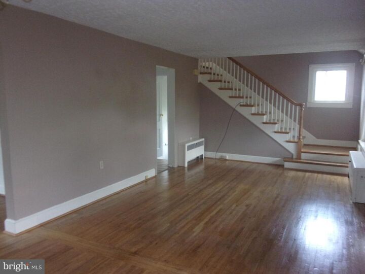 Property Photo:  3 S Woodlawn Avenue  MD 21502 