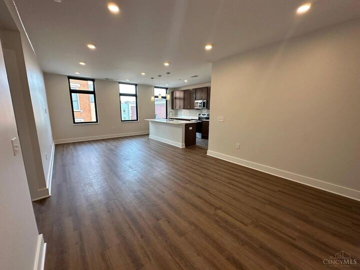Property Photo: 1531 Pleasant Street OH 45202