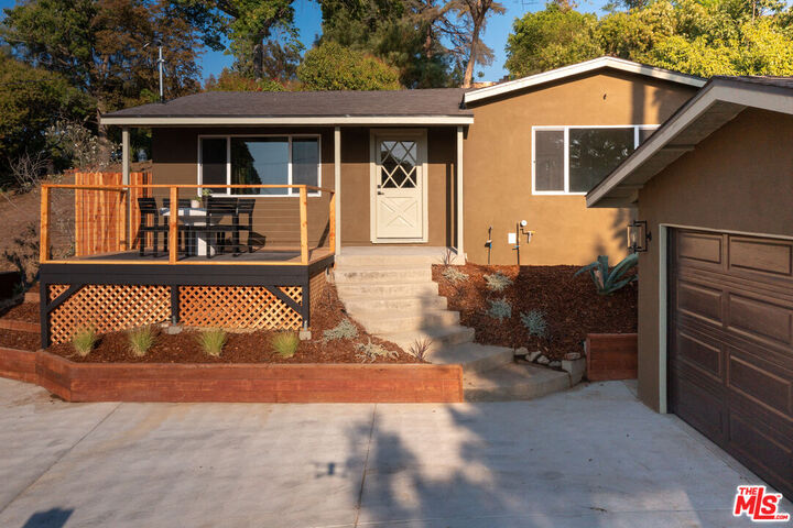 1336 Armadale Ave  Los Angeles CA 90042 photo
