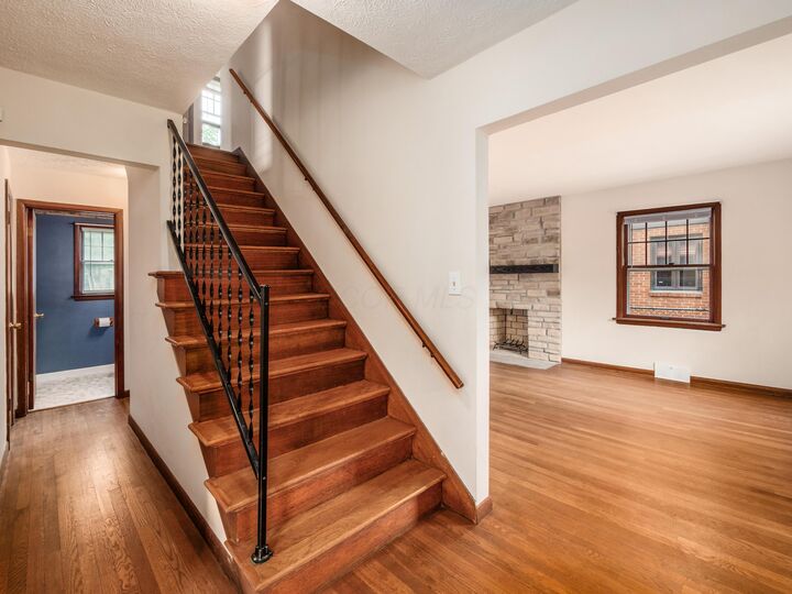 Property Photo:  2681 Vanderberg Avenue  OH 43204 