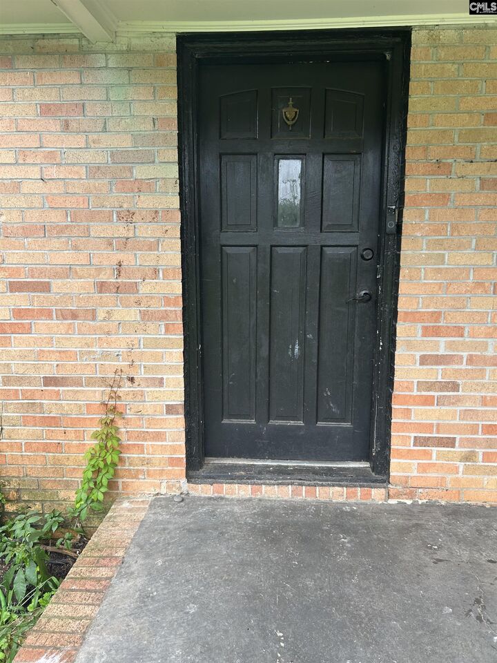 Property Photo:  207 Calhoun  SC 29180 