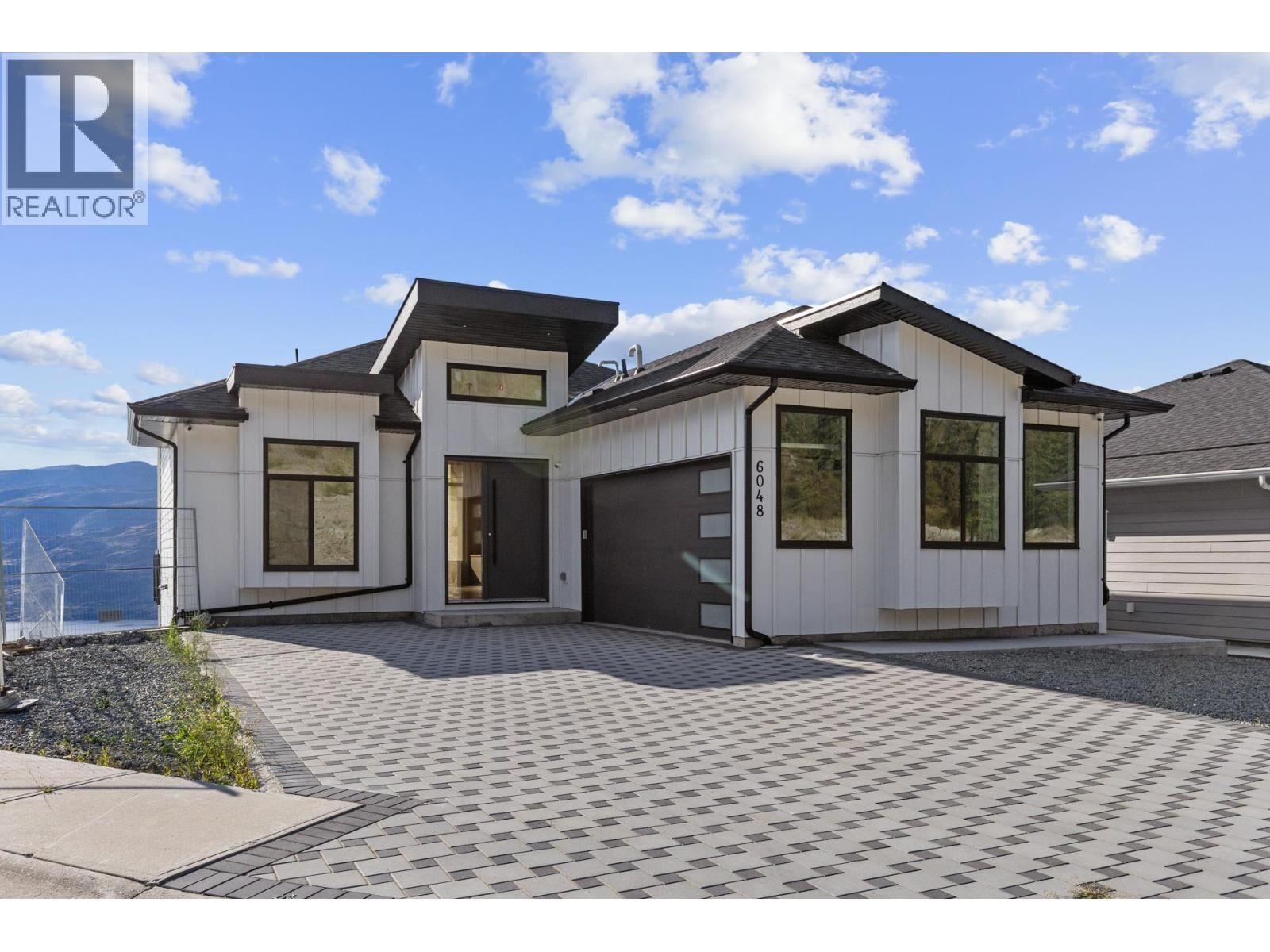 Photo de la propriété:  6048 Gerrie Road  BC V0H 1X4 