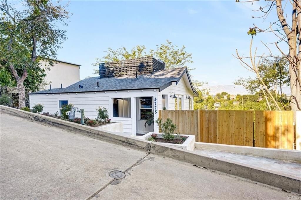 Property Photo: 4778 Glenalbyn Drive CA 90065