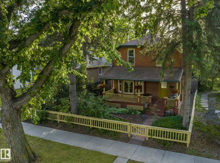 Property Photo:  7024 105A Street NW  AB T6H 2R5 