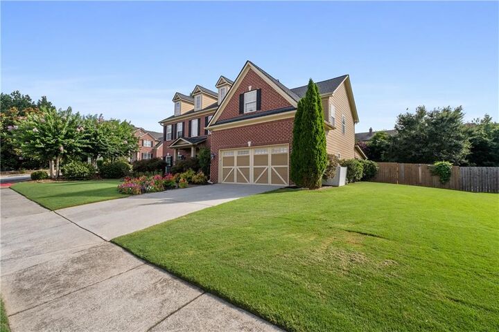 Property Photo: 4207 Reynolds Place GA 30518