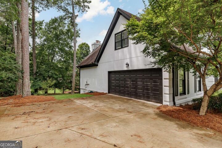 Property Photo:  124 Pin Oak Court  GA 30606 