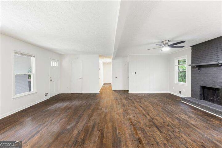 Property Photo:  1019 Crestwood Lane  GA 30087 