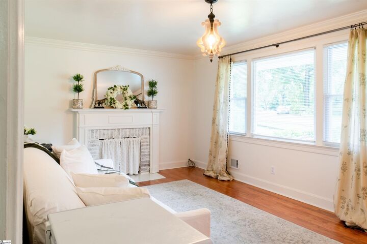 Property Photo: 14 Circle Drive SC 29617