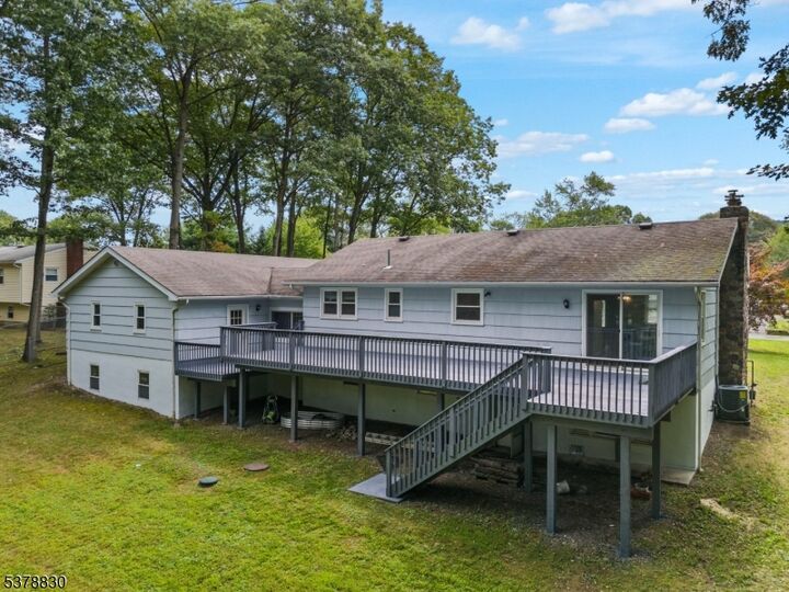 Property Photo: 7 Pawnee Trl NJ 07438