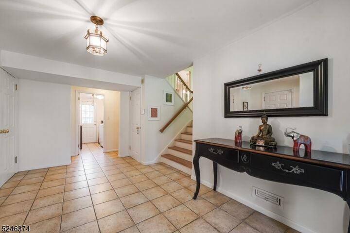 Property Photo: 15 Mansfield Ct NJ 07039