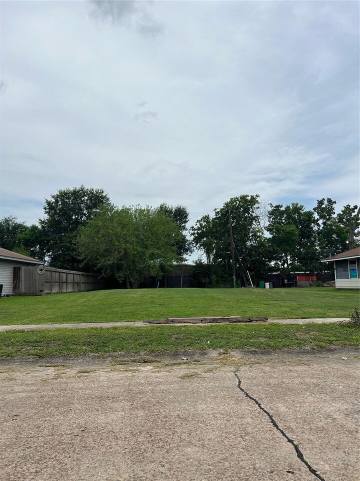 Property Photo: 5407 Vae Drive TX 77521