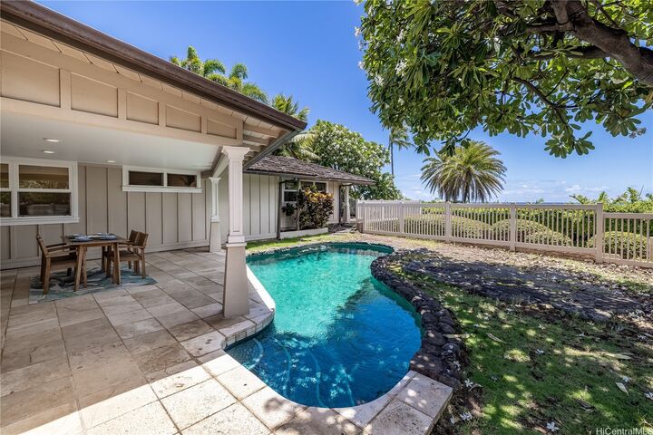 Property Photo: 4105 Papu Circle HI 96816