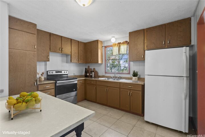 Property Photo: 99-067 Ulune Street HI 96701