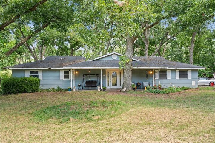 111 Timberlane Drive  Coffeyville KS 67337 photo