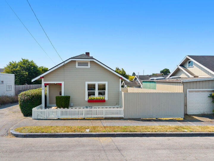 Property Photo:  318 Long Street Street  CA 95501 