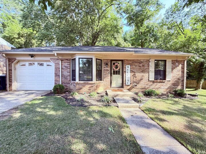 224 Strawberry Hill Road  Evansville IN 47711 photo