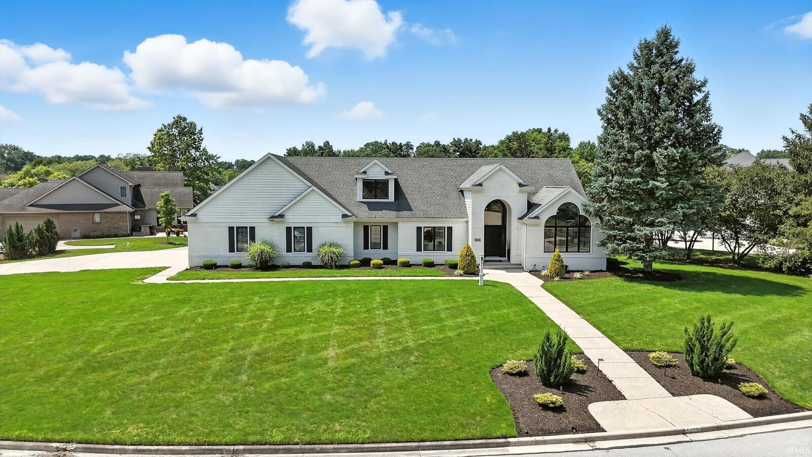 Property Photo:  5229 Wyndemere Court  IN 46835-4620 