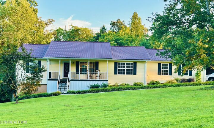 Property Photo: 275 Dogwood Tr TN 37874