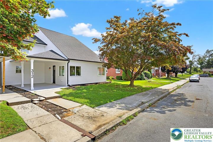 Property Photo:  312 E Washington Street  PA 19522 