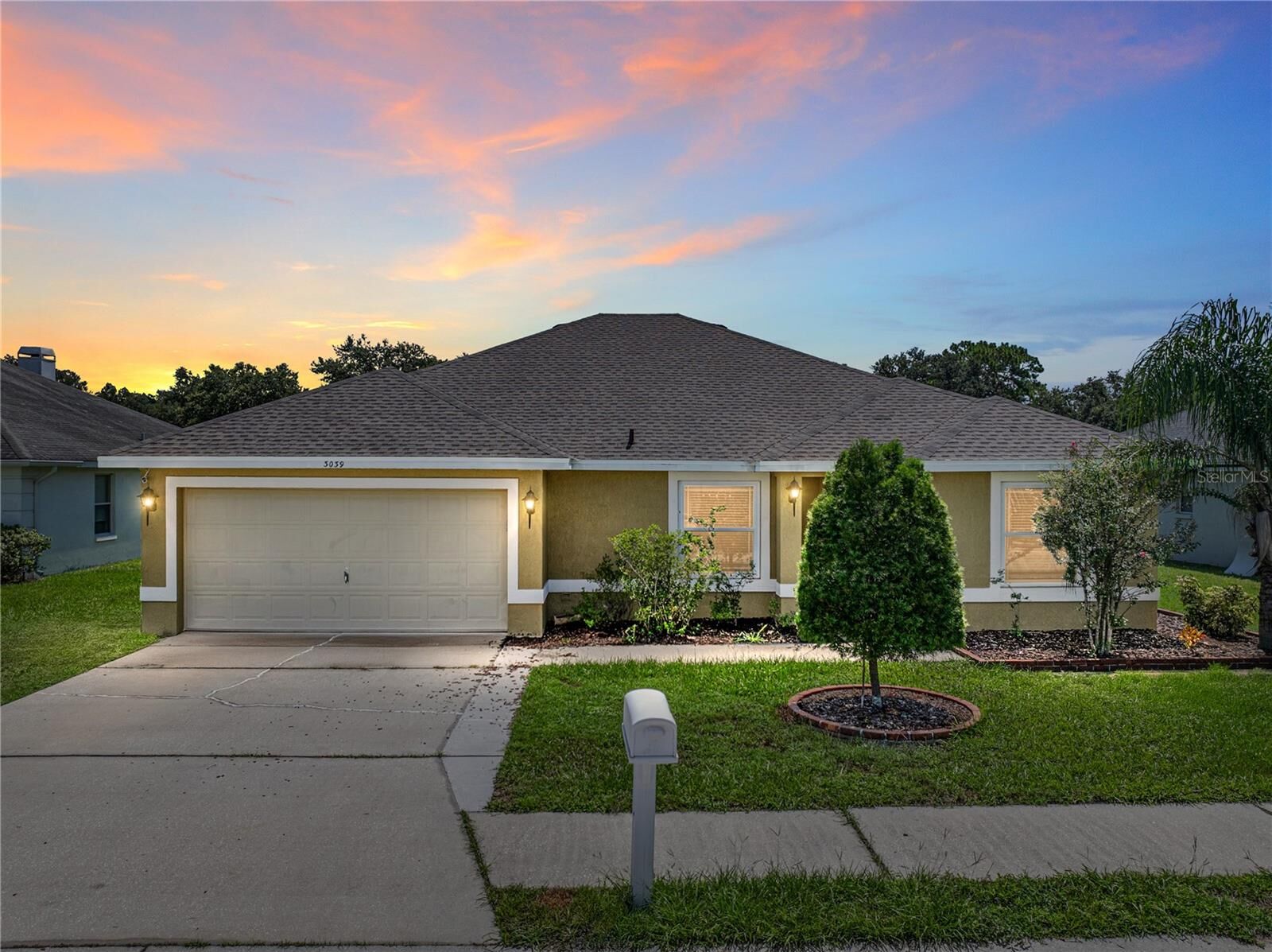 Property Photo:  3039 Fort Socrum Village Boulevard  FL 33810 